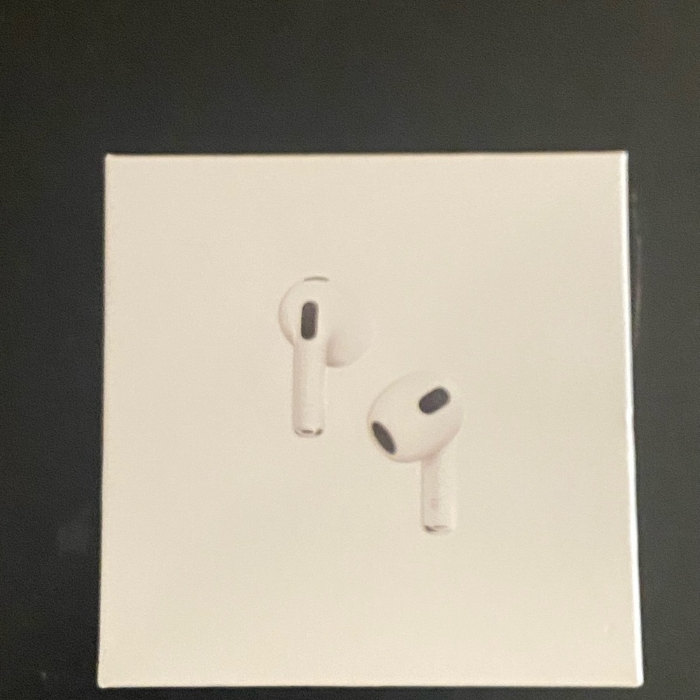Apple White Wireless Earbuds